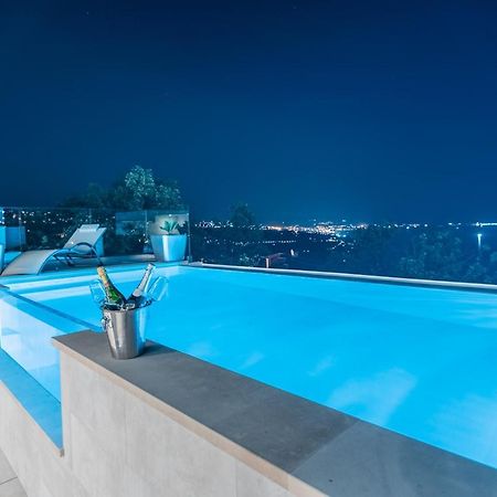Villa The Boat With Rooftop Pool Matulji Eksteriør bilde
