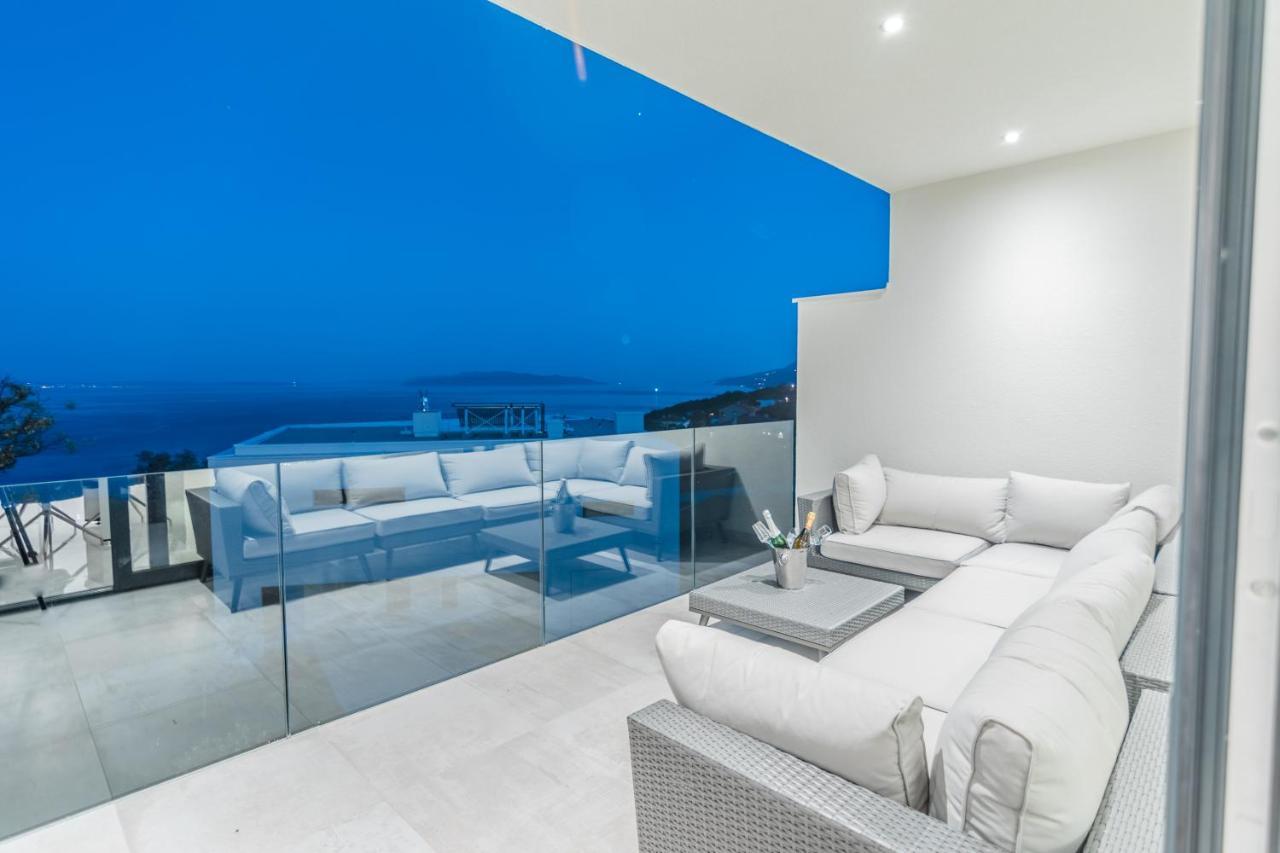 Villa The Boat With Rooftop Pool Matulji Eksteriør bilde